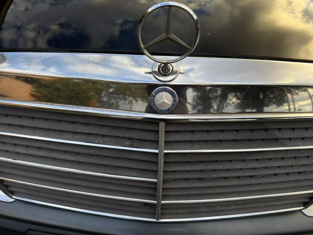 used 1992 Mercedes-Benz E-Class car, priced at $8,888