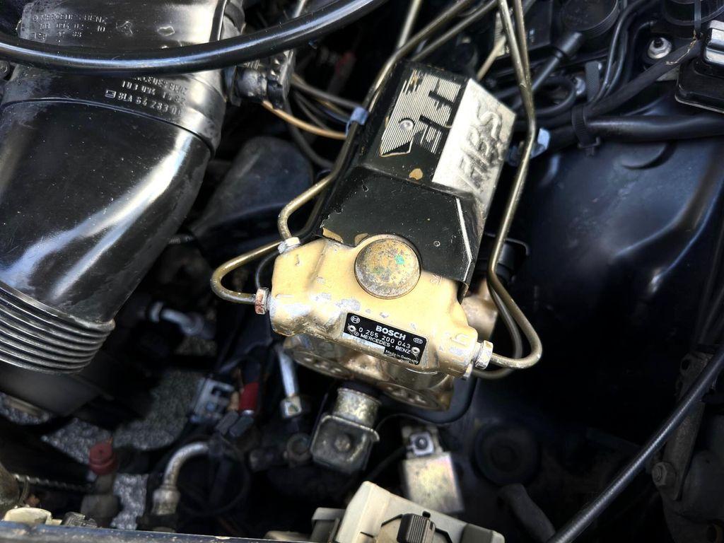 used 1992 Mercedes-Benz E-Class car, priced at $6,998