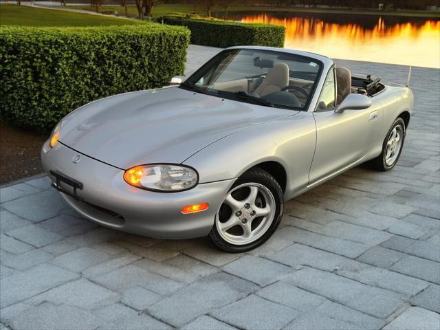 used 1999 Mazda MX-5 Miata car, priced at $12,995