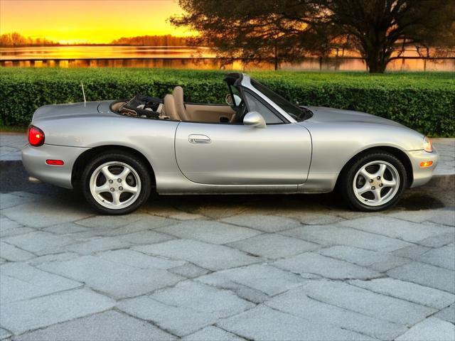 used 1999 Mazda MX-5 Miata car, priced at $12,995