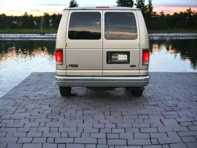 used 2002 Ford E150 car, priced at $16,995