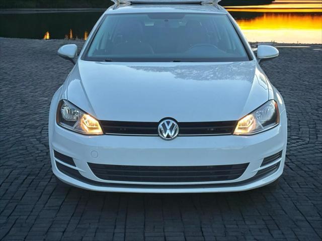 used 2015 Volkswagen Golf SportWagen car, priced at $11,995