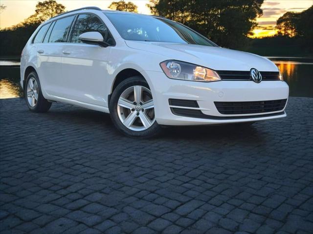 used 2015 Volkswagen Golf SportWagen car, priced at $11,995