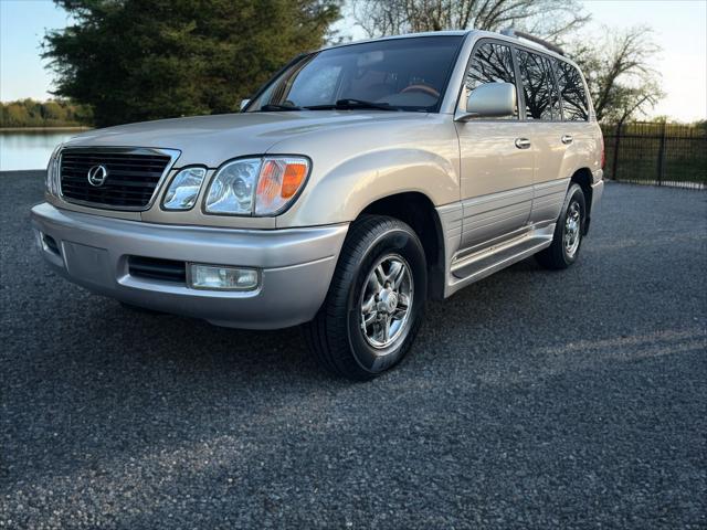 used 2002 Lexus LX 470 car, priced at $10,988