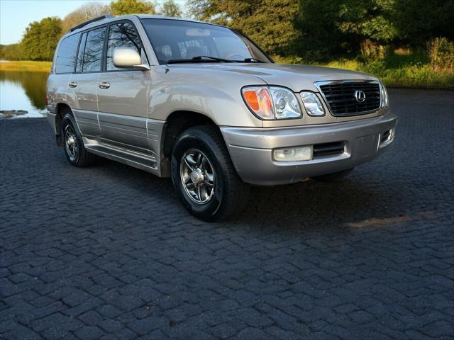 used 2002 Lexus LX 470 car, priced at $10,988