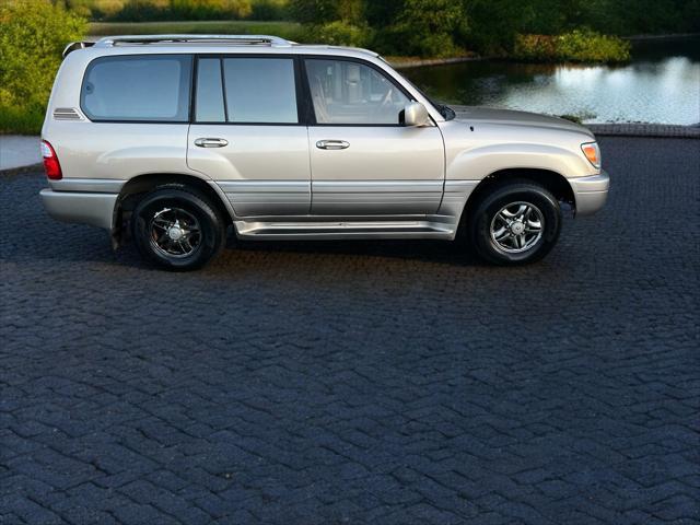 used 2002 Lexus LX 470 car, priced at $10,988