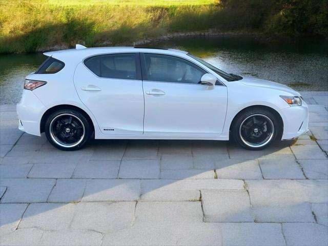 used 2015 Lexus CT 200h car, priced at $11,988