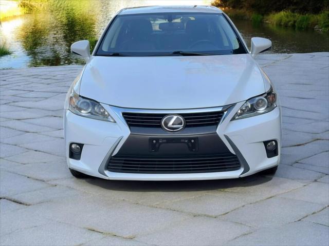 used 2015 Lexus CT 200h car, priced at $11,988