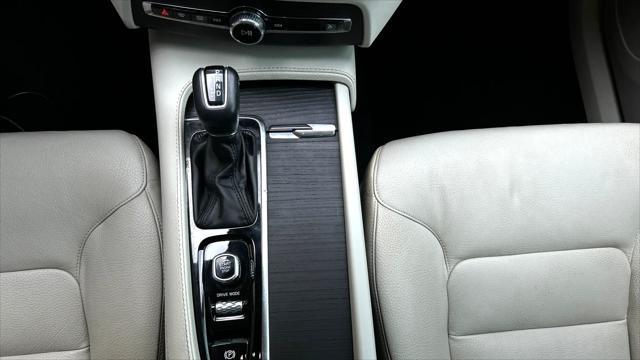 used 2020 Volvo XC90 car, priced at $28,988