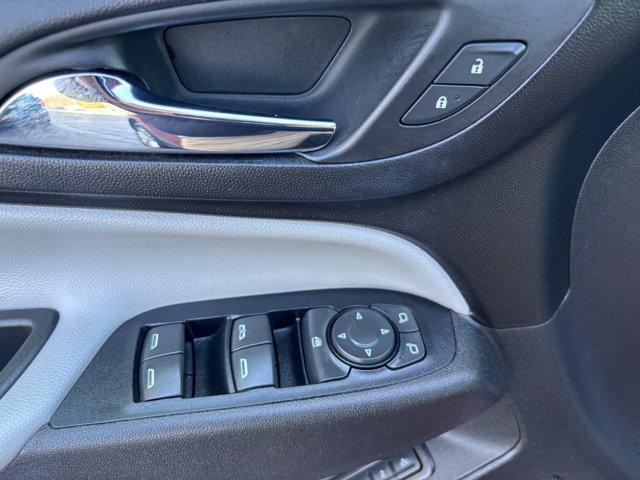 used 2019 Chevrolet Equinox car, priced at $21,490