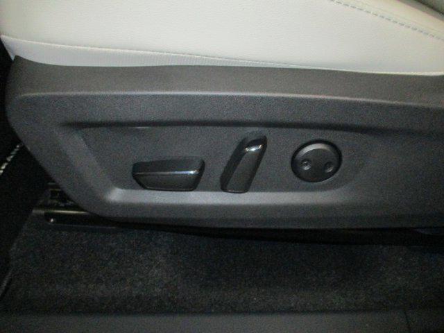 used 2025 Nissan Murano car, priced at $49,320