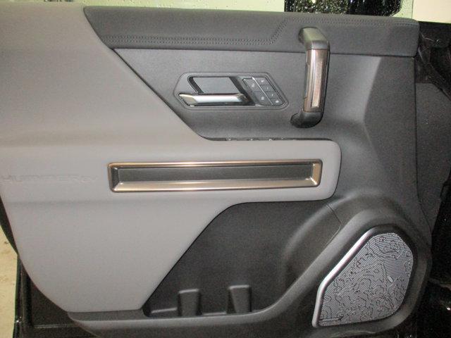 new 2025 GMC HUMMER EV Pickup car, priced at $102,480