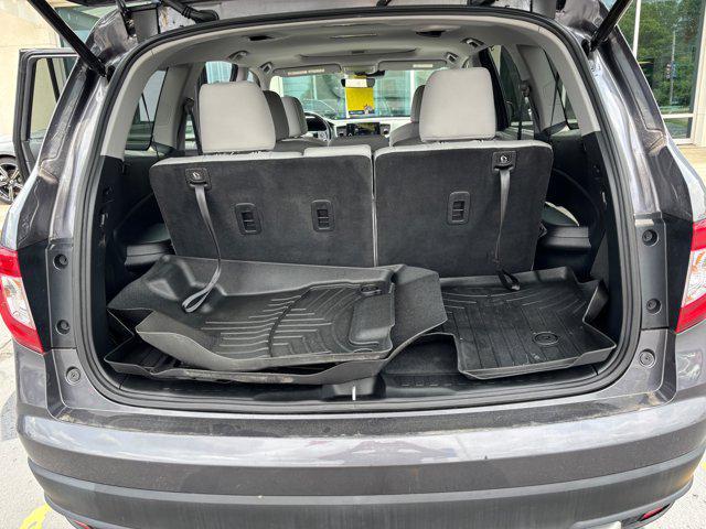 used 2021 Honda Pilot car, priced at $31,990
