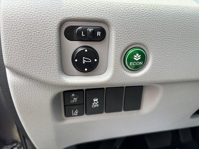 used 2021 Honda Pilot car, priced at $31,990