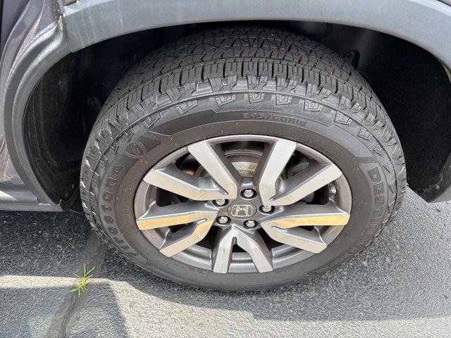 used 2021 Honda Pilot car, priced at $31,990