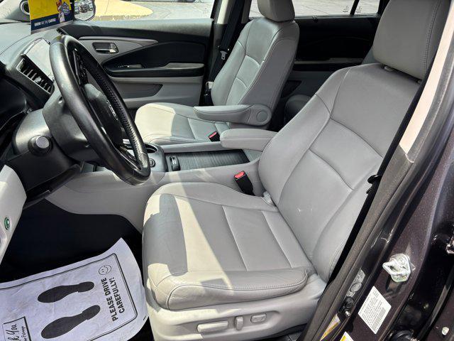 used 2021 Honda Pilot car, priced at $31,990