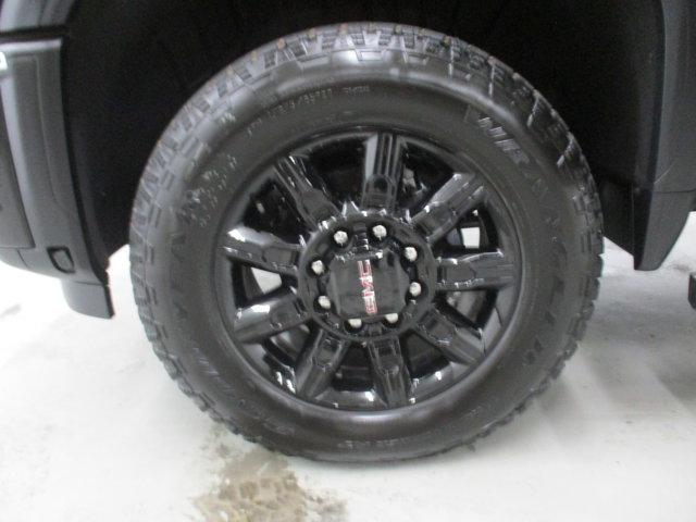new 2025 GMC Sierra 2500 car, priced at $78,906