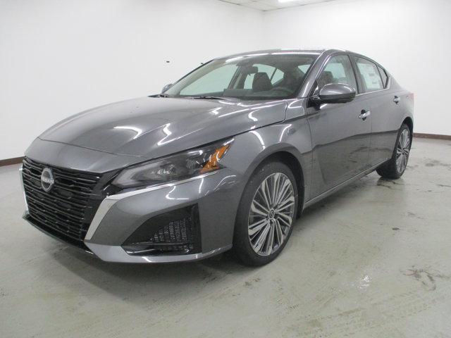 new 2025 Nissan Altima car, priced at $37,320
