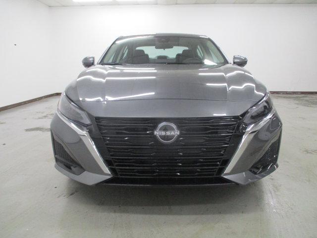 new 2025 Nissan Altima car, priced at $37,320