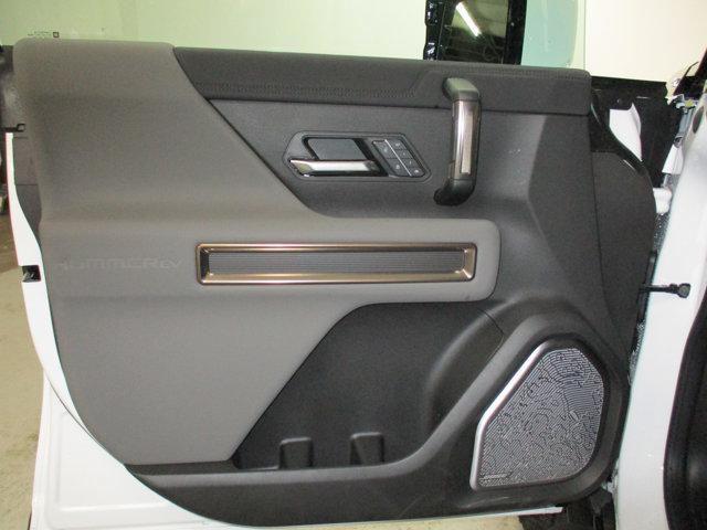 new 2025 GMC HUMMER EV Pickup car, priced at $93,685