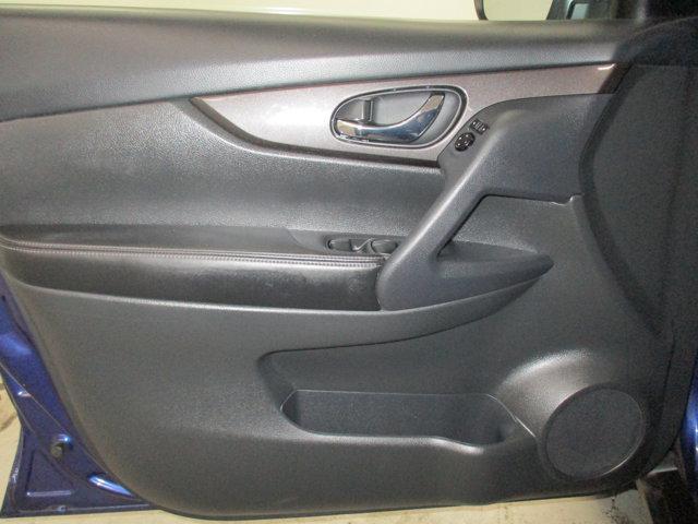 used 2019 Nissan Rogue car, priced at $18,595
