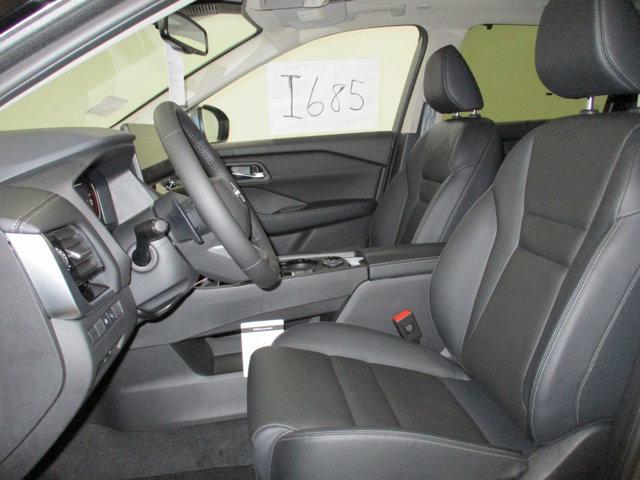 new 2025 Nissan Rogue car, priced at $39,013