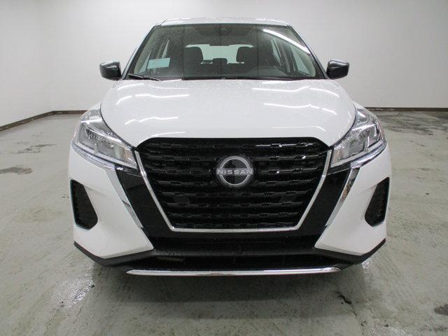 new 2025 Nissan Kicks car, priced at $23,650