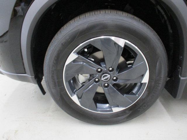 new 2025 Nissan Rogue car, priced at $32,179