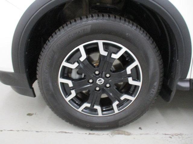 used 2020 Nissan Pathfinder car, priced at $15,995