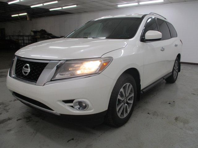 used 2016 Nissan Pathfinder car, priced at $14,995
