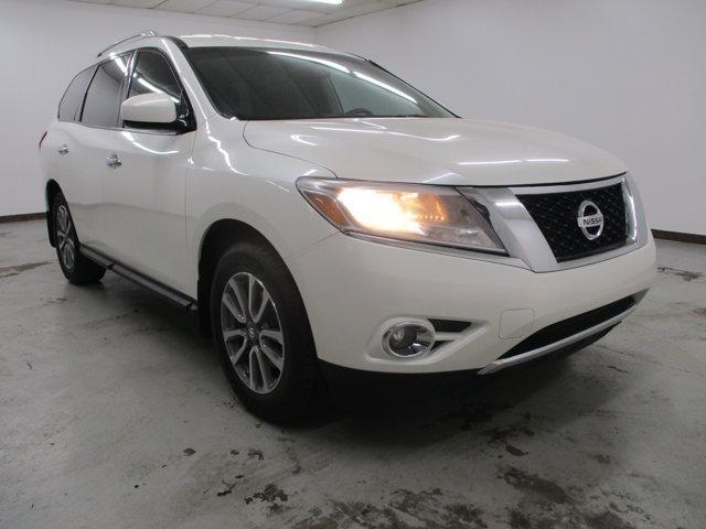 used 2016 Nissan Pathfinder car, priced at $14,995