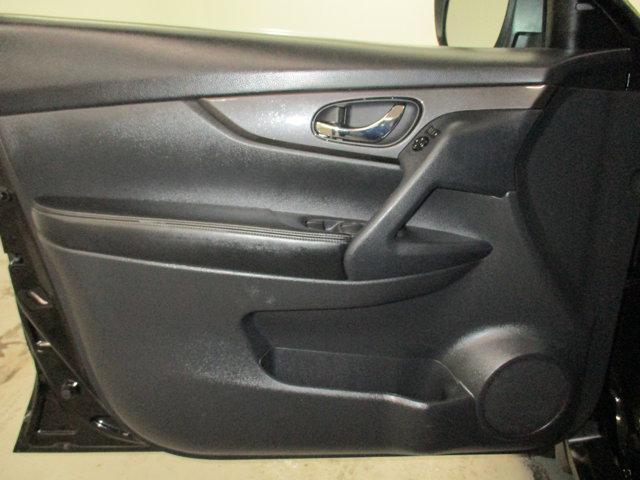 used 2020 Nissan Rogue car, priced at $19,995