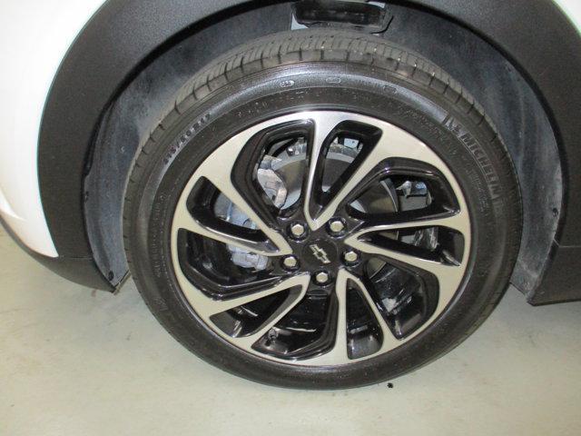 used 2022 Chevrolet Bolt EUV car, priced at $23,495