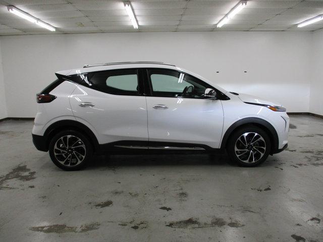 used 2022 Chevrolet Bolt EUV car, priced at $23,495