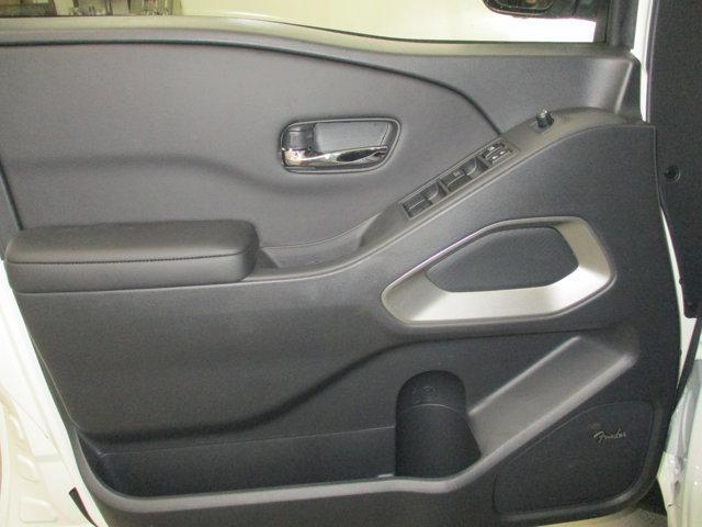 new 2025 Nissan Frontier car, priced at $46,442