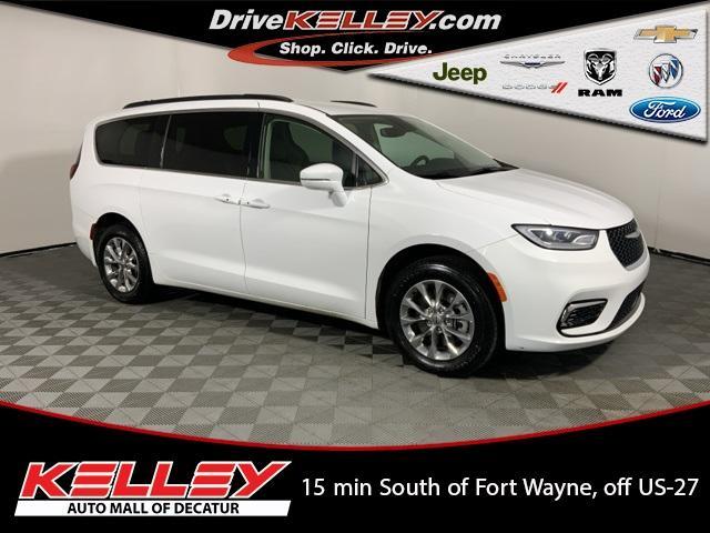 used 2022 Chrysler Pacifica car, priced at $34,125