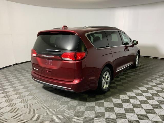 used 2017 Chrysler Pacifica car, priced at $10,882
