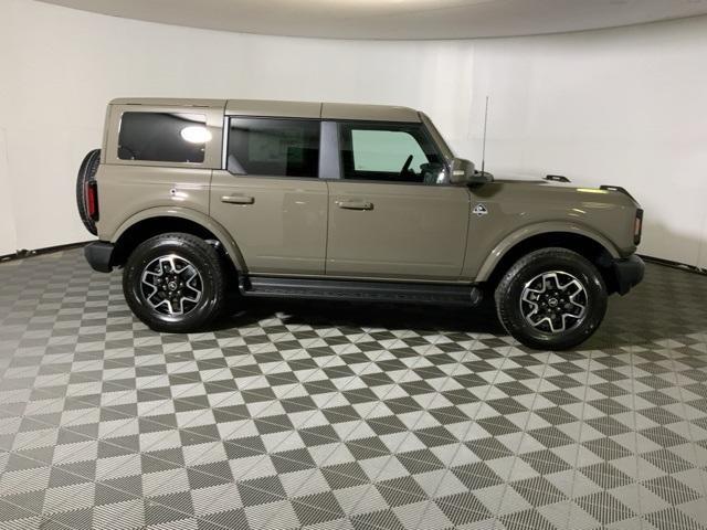 new 2025 Ford Bronco car, priced at $52,863