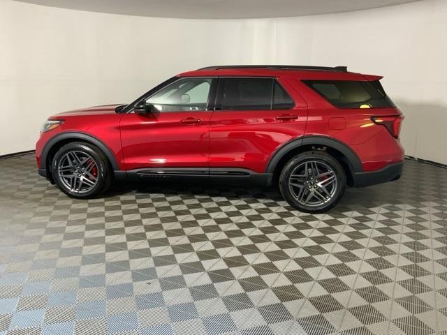 new 2025 Ford Explorer car, priced at $58,318