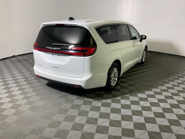 used 2023 Chrysler Pacifica car, priced at $24,700