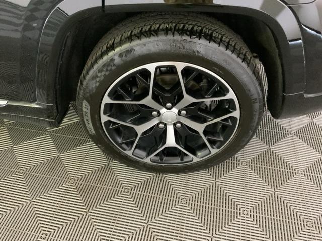 used 2022 Jeep Grand Cherokee car, priced at $36,728