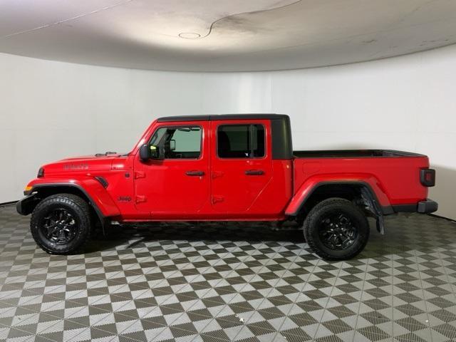 used 2021 Jeep Gladiator car, priced at $26,900