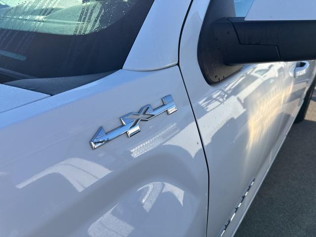 used 2015 GMC Sierra 1500 car, priced at $13,884