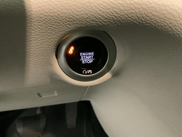 used 2018 Chrysler Pacifica car, priced at $12,351