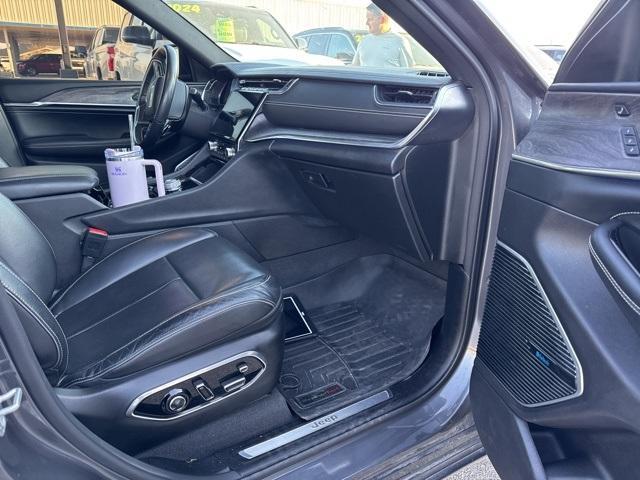 used 2021 Jeep Grand Cherokee L car