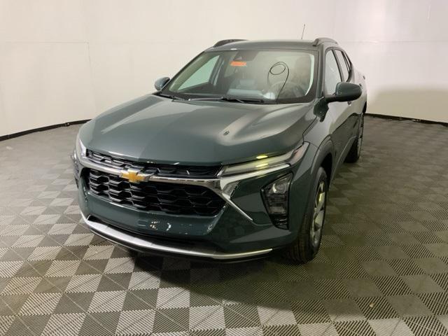 new 2025 Chevrolet Trax car, priced at $25,235