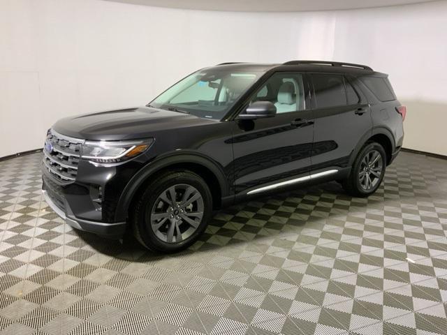 new 2025 Ford Explorer car, priced at $47,528