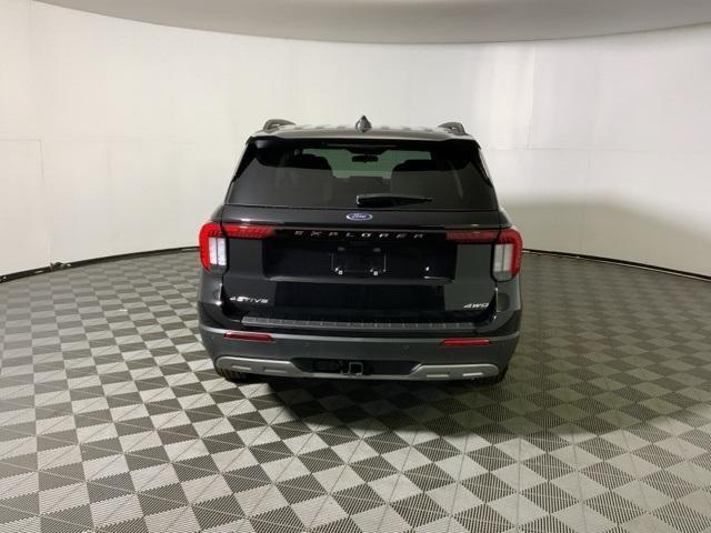 new 2025 Ford Explorer car, priced at $47,528