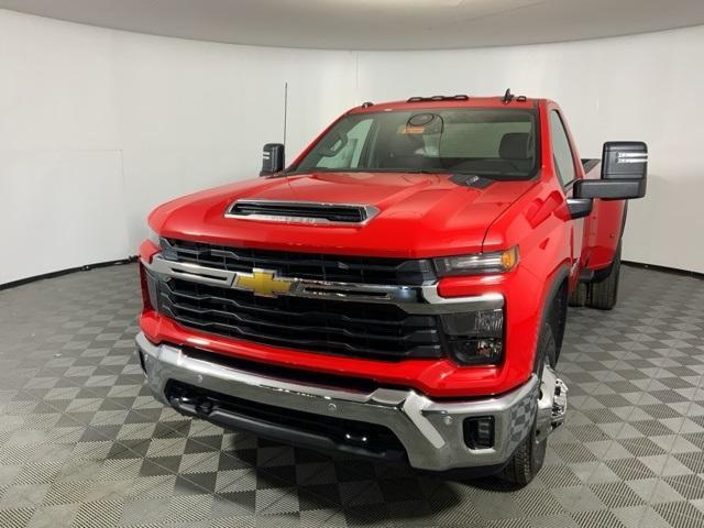 new 2025 Chevrolet Silverado 3500 car, priced at $62,180