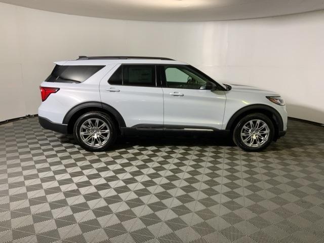 new 2025 Ford Explorer car, priced at $45,186